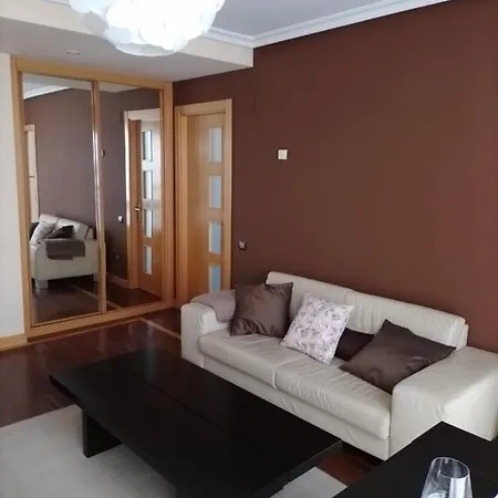 Apartamento Céntrico, Amplio Y Luminoso Oviedo